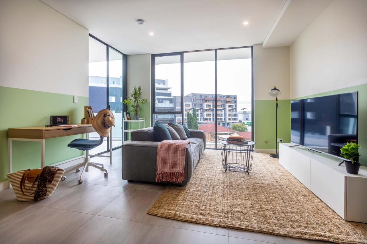 KULA Parramatta Free parking Aparthotel Sydney Exteriör bild