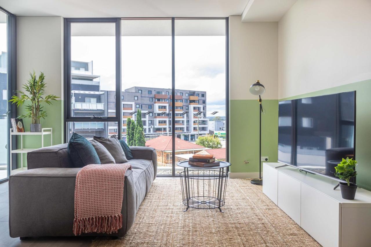 KULA Parramatta Free parking Aparthotel Sydney Exteriör bild