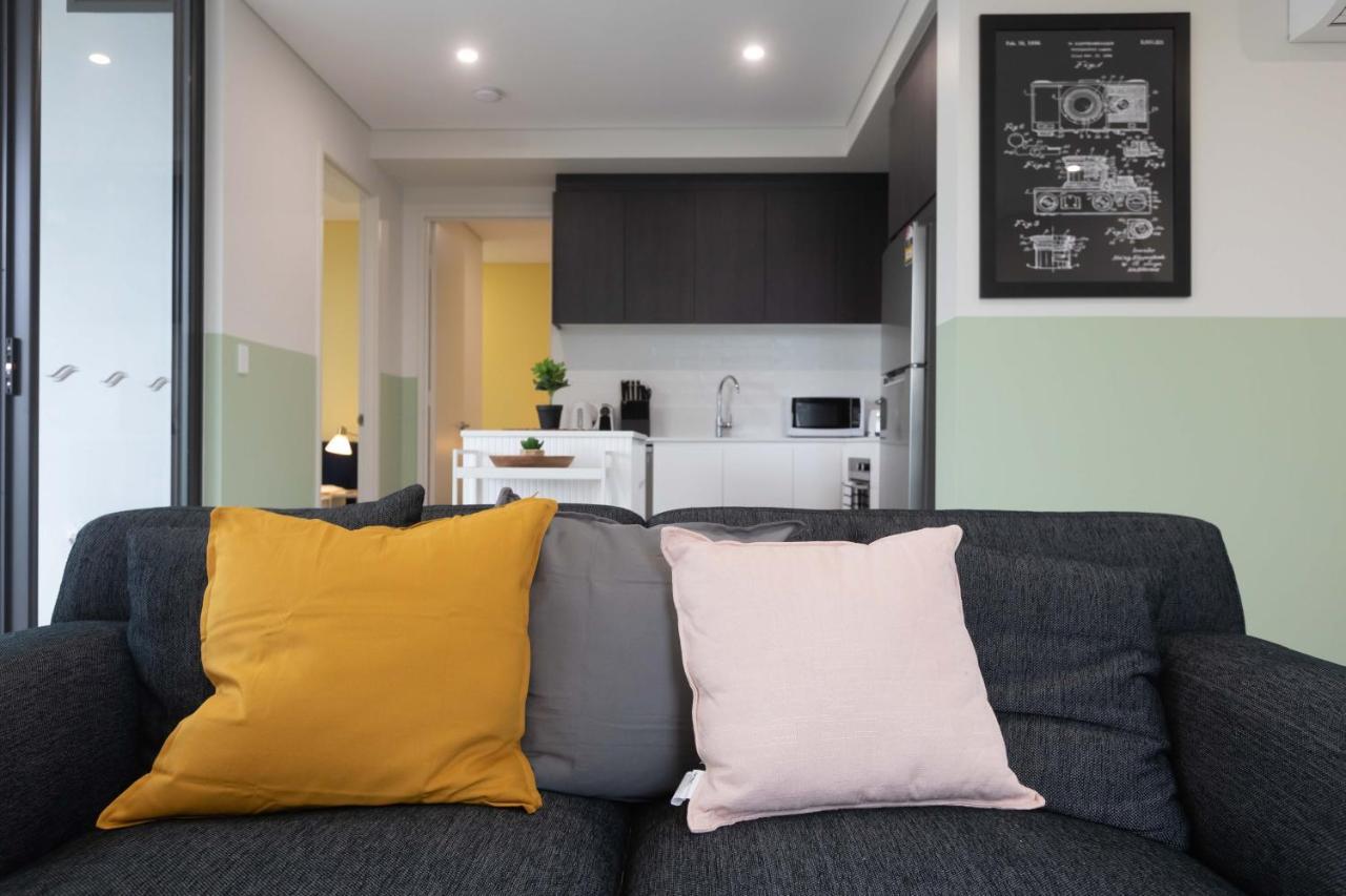 KULA Parramatta Free parking Aparthotel Sydney Exteriör bild