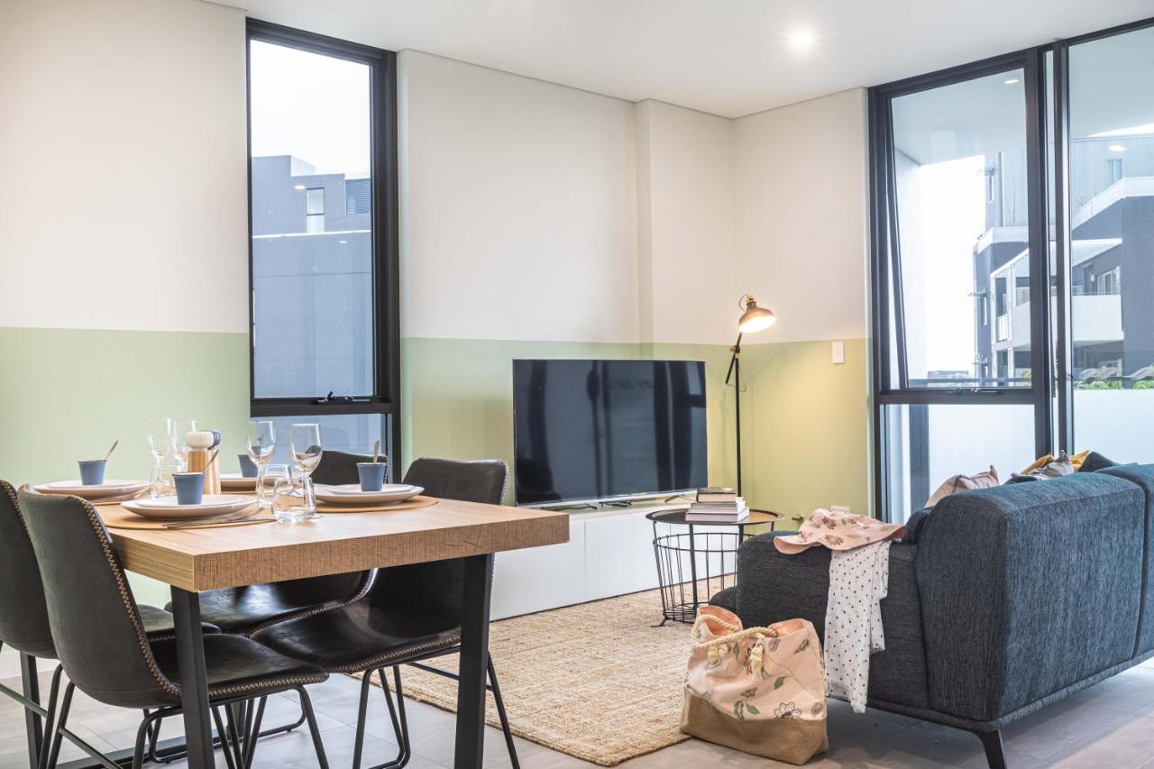 KULA Parramatta Free parking Aparthotel Sydney Exteriör bild